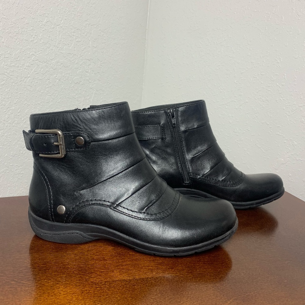 Clarks Black Ankle Boots Sz. 8